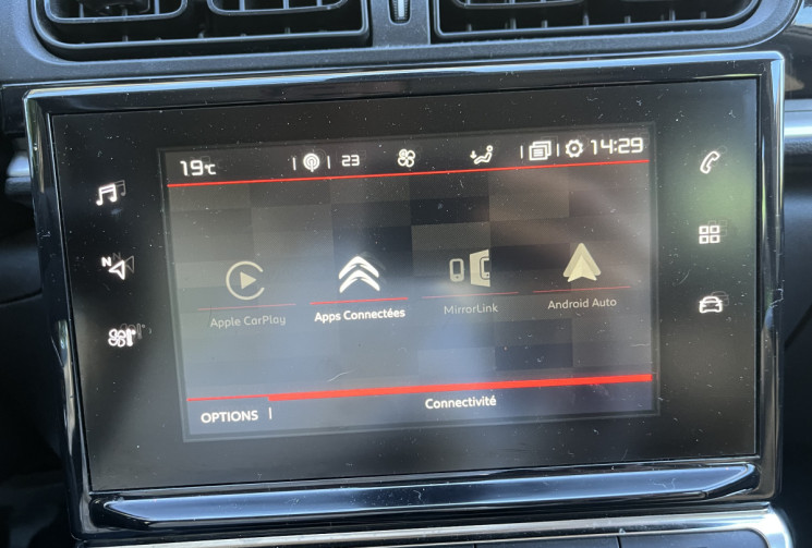 Citroën C3 1.2 PureTech 82 Feel / Distribution OK / CarPlay Android Auto / Radars AR Citroën C3 1.2 PureTech 82 Feel / Distribution OK / CarPlay Android Auto / Radars AR