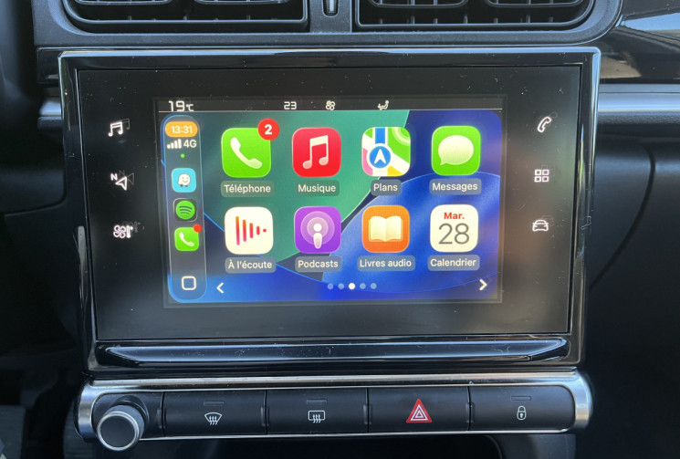 Citroën C3 1.2 PureTech 82 Feel / Distribution OK / CarPlay Android Auto / Radars AR Citroën C3 1.2 PureTech 82 Feel / Distribution OK / CarPlay Android Auto / Radars AR