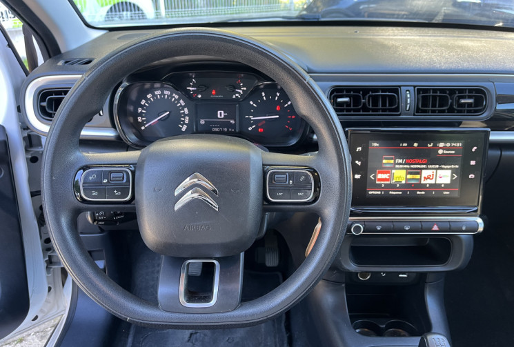 Citroën C3 1.2 PureTech 82 Feel / Distribution OK / CarPlay Android Auto / Radars AR Citroën C3 1.2 PureTech 82 Feel / Distribution OK / CarPlay Android Auto / Radars AR
