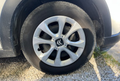 Citroën C3 1.2 PureTech 82 Feel / Distribution OK / CarPlay Android Auto / Radars AR Citroën C3 1.2 PureTech 82 Feel / Distribution OK / CarPlay Android Auto / Radars AR