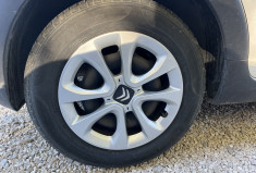 Citroën C3 1.2 PureTech 82 Feel / Distribution OK / CarPlay Android Auto / Radars AR Citroën C3 1.2 PureTech 82 Feel / Distribution OK / CarPlay Android Auto / Radars AR