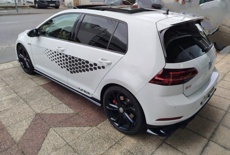 Volkswagen Golf VII Phase 2 GTI TCR 2.0 TFSi DSG7 290 cv Volkswagen Golf VII Phase 2 GTI TCR 2.0 TFSi DSG7 290 cv