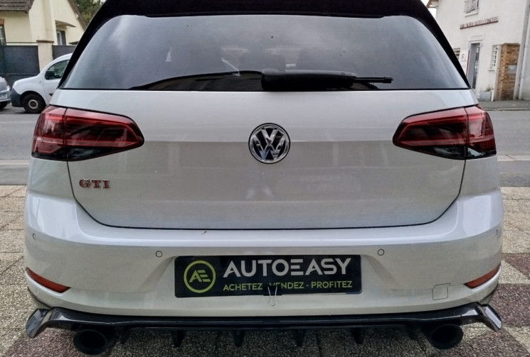 Volkswagen Golf VII Phase 2 GTI TCR 2.0 TFSi DSG7 290 cv Volkswagen Golf VII Phase 2 GTI TCR 2.0 TFSi DSG7 290 cv
