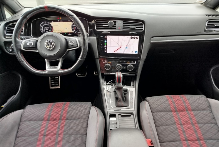 Volkswagen Golf VII Phase 2 GTI TCR 2.0 TFSi DSG7 290 cv Volkswagen Golf VII Phase 2 GTI TCR 2.0 TFSi DSG7 290 cv