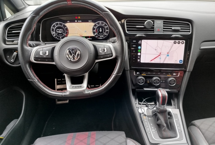 Volkswagen Golf VII Phase 2 GTI TCR 2.0 TFSi DSG7 290 cv Volkswagen Golf VII Phase 2 GTI TCR 2.0 TFSi DSG7 290 cv