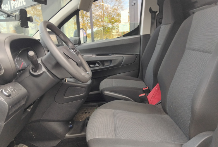 Opel COMBO CARGO  M 650kg 110ch S&S Pack Premium Connect - Suivi Opel - Première main