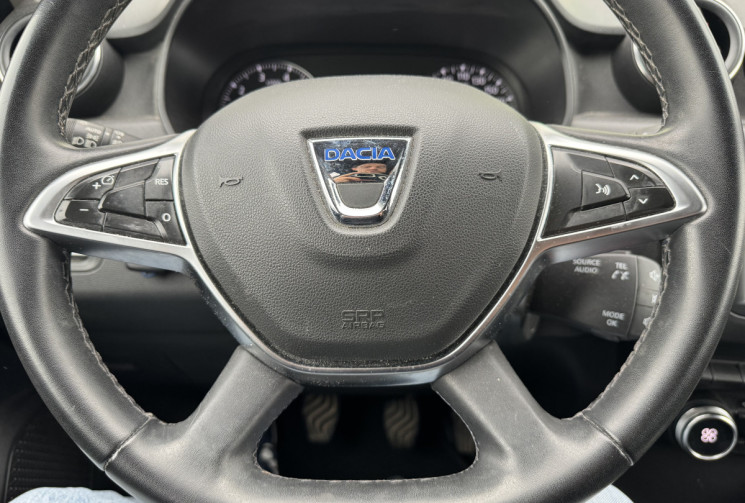 Dacia Duster 1.3 TCe 130ch FAP Techroad 4x2 / 1ER MAIN / SUIVI COMPLET / CAMERA / GPS