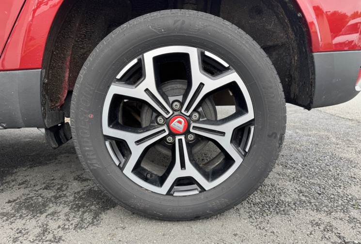 Dacia Duster 1.3 TCe 130ch FAP Techroad 4x2 / 1ER MAIN / SUIVI COMPLET / CAMERA / GPS