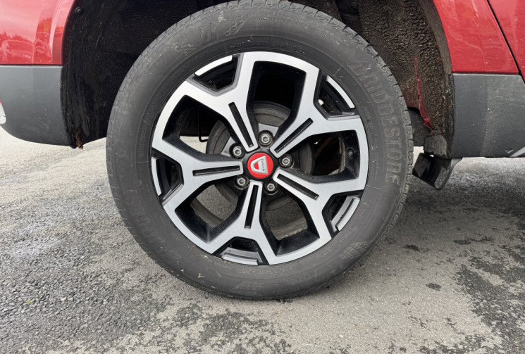 Dacia Duster 1.3 TCe 130ch FAP Techroad 4x2 / 1ER MAIN / SUIVI COMPLET / CAMERA / GPS