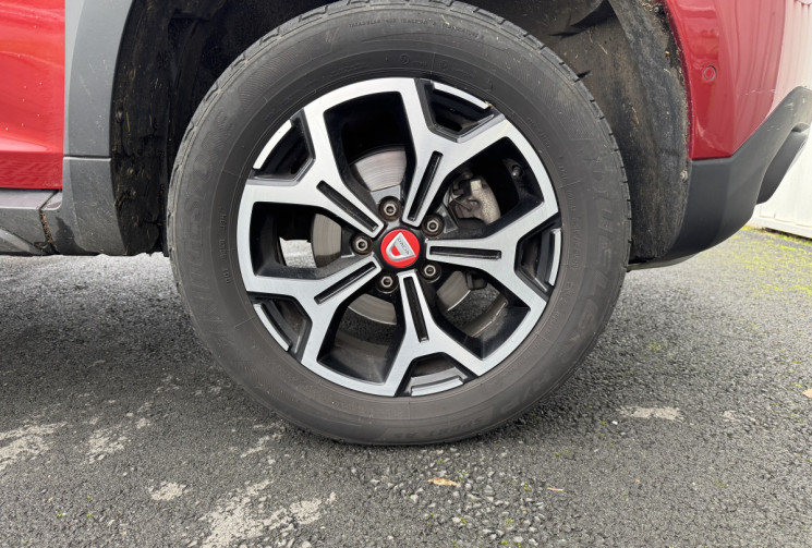 Dacia Duster 1.3 TCe 130ch FAP Techroad 4x2 / 1ER MAIN / SUIVI COMPLET / CAMERA / GPS