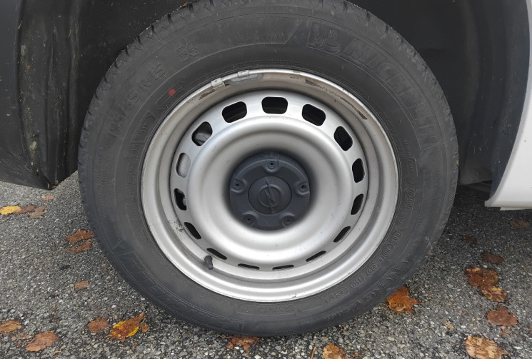 Opel COMBO CARGO  M 650kg 110ch S&S Pack Premium Connect - Suivi Opel - Première main