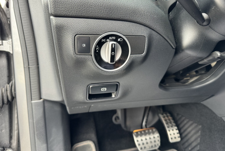 Mercedes CLA SHOOTING BRAKE 200 CDi PACK AMG 2.1 16V 7G-DCT 136 cv