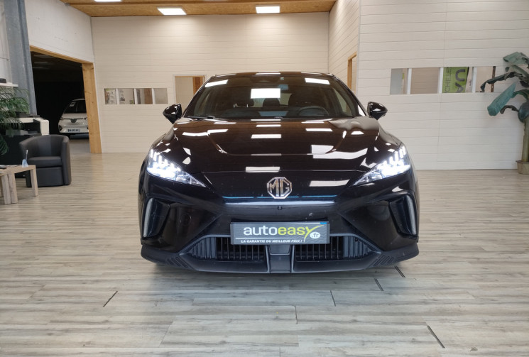 MG MG4 64kwh Luxury Pebble Black 204 ch tva récupérable MG MG4 64kwh Luxury Pebble Black 204 ch tva récupérable