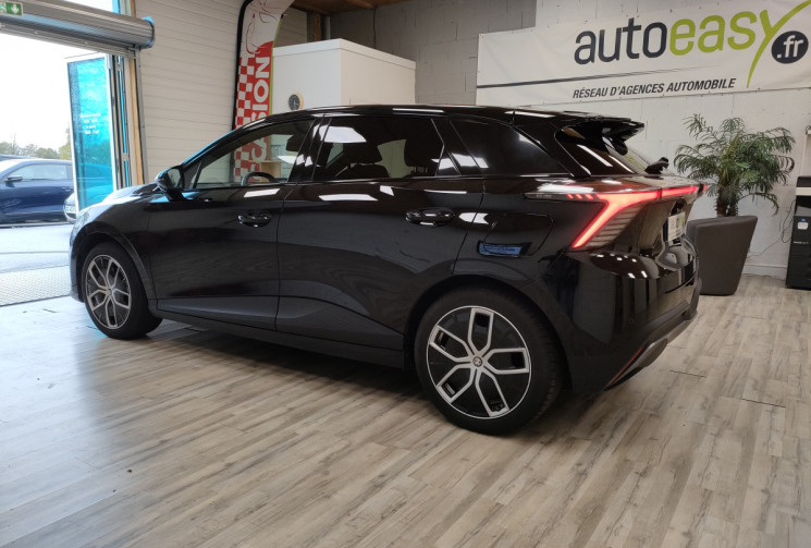 MG MG4 64kwh Luxury Pebble Black 204 ch tva récupérable MG MG4 64kwh Luxury Pebble Black 204 ch tva récupérable