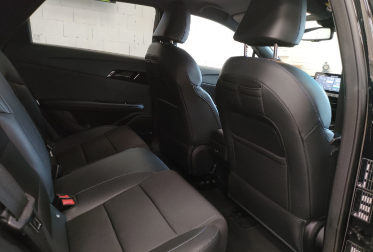 MG MG4 64kwh Luxury Pebble Black 204 ch tva récupérable MG MG4 64kwh Luxury Pebble Black 204 ch tva récupérable