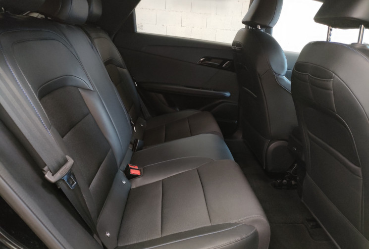 MG MG4 64kwh Luxury Pebble Black 204 ch tva récupérable MG MG4 64kwh Luxury Pebble Black 204 ch tva récupérable