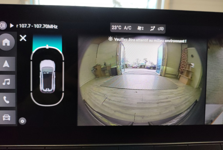 MG MG4 64kwh Luxury Pebble Black 204 ch tva récupérable MG MG4 64kwh Luxury Pebble Black 204 ch tva récupérable