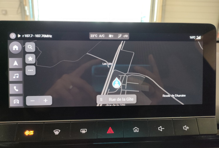 MG MG4 64kwh Luxury Pebble Black 204 ch tva récupérable MG MG4 64kwh Luxury Pebble Black 204 ch tva récupérable