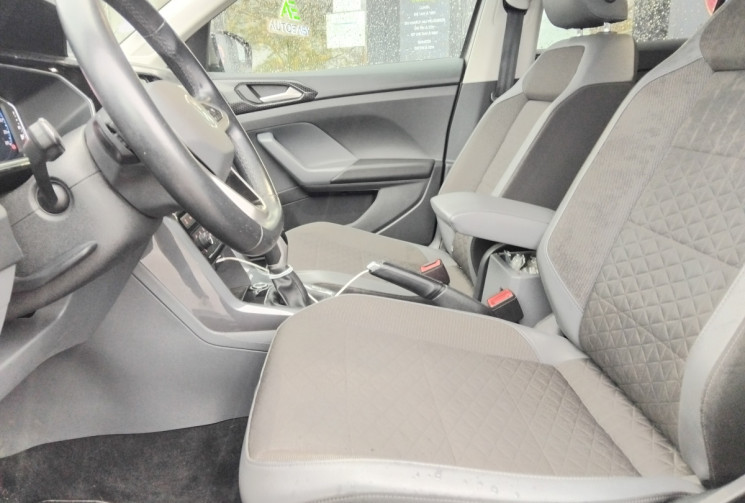Volkswagen T-Cross 1.0 TSI DSG7 110 Carat - Suivi Complet - Caméra de Recul - Attache amovible Volkswagen T-Cross 1.0 TSI DSG7 110 Carat - Suivi Complet - Caméra de Recul - Attache amovible