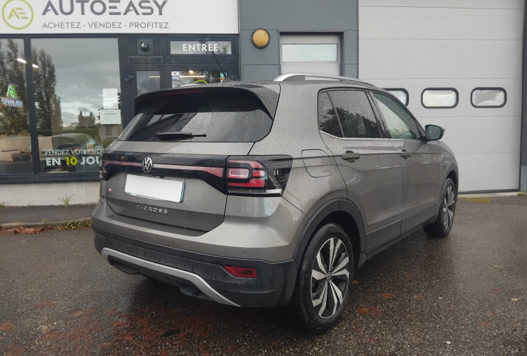 Volkswagen T-Cross 1.0 TSI DSG7 110 Carat - Suivi Complet - Caméra de Recul - Attache amovible Volkswagen T-Cross 1.0 TSI DSG7 110 Carat - Suivi Complet - Caméra de Recul - Attache amovible