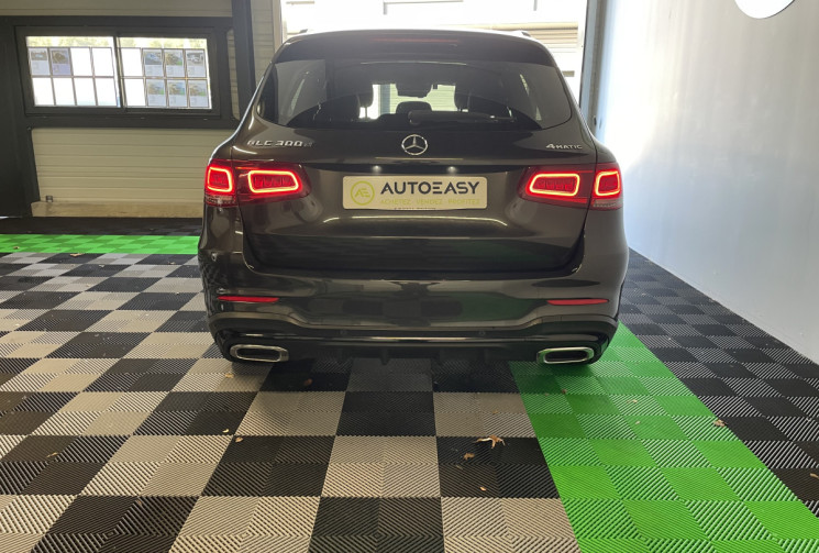 Mercedes GLC 300 d AMG Line Model 2020 245ch 4Matic 9G-Tronic Model 2020 Toit ouvrant panoramique 