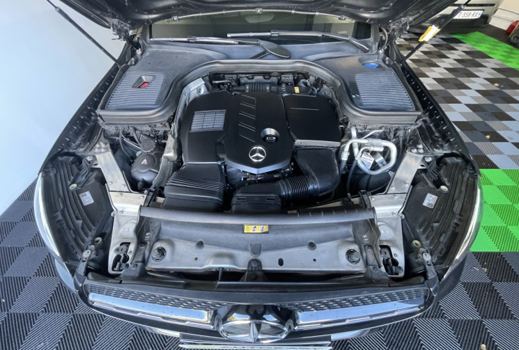 Mercedes GLC 300 d AMG Line 245ch 4Matic 9G-Tronic Model 2020 Toit ouvrant panoramique  Mercedes GLC 300 d AMG Line 245ch 4Matic 9G-Tronic Model 2020 Toit ouvrant panoramique