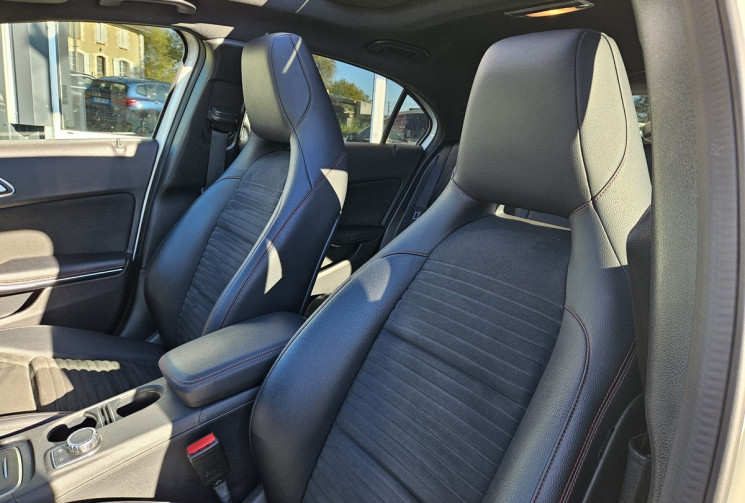 Mercedes Classe A 220 (W176) 2.2 CDI 177 4 MATIC 7G-DCT FASCINATION AMG Mercedes Classe A 220 (W176) 2.2 CDI 177 4 MATIC 7G-DCT FASCINATION AMG