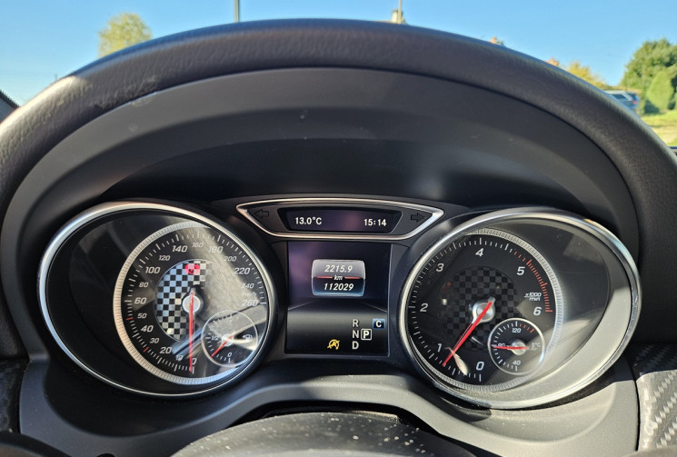 Mercedes Classe A 220 (W176) 2.2 CDI 177 4 MATIC 7G-DCT FASCINATION AMG Mercedes Classe A 220 (W176) 2.2 CDI 177 4 MATIC 7G-DCT FASCINATION AMG