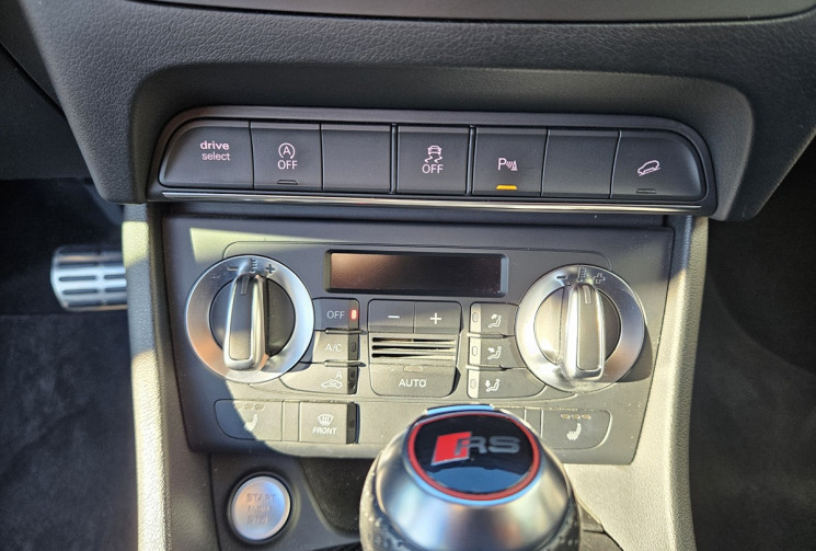 Audi RS Q3 2.5 TFSI 310 QUATTRO S-TRONIC 7 CARBON BOSE ATTELAGE
