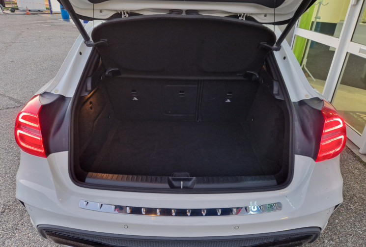 Mercedes GLA 220 CDi 170 4MATIC 7G-DCT Fascination Pack AMG