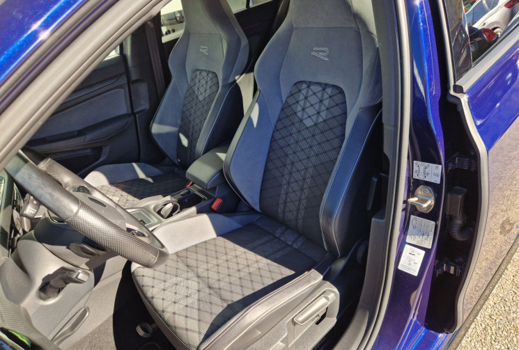 Volkswagen Golf (8) 2.0 TDI 150 DSG7 R-LINE