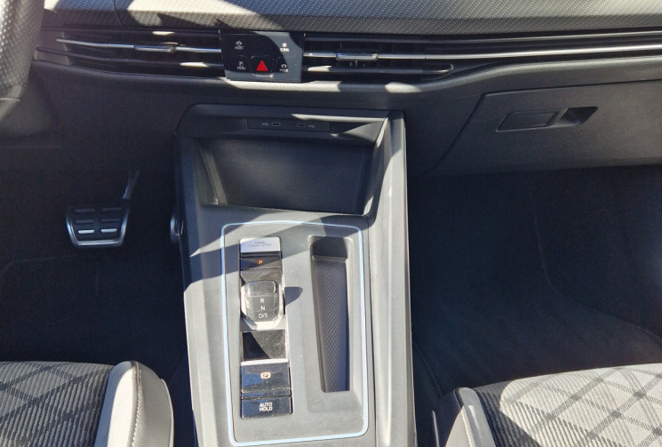 Volkswagen Golf (8) 2.0 TDI 150 DSG7 R-LINE