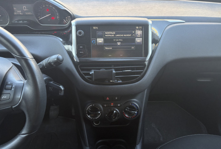 Peugeot 208 Urban Soul 1.2 VTi 82cv