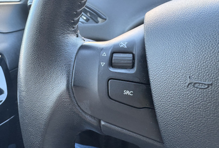 Peugeot 208 Urban Soul 1.2 VTi 82cv