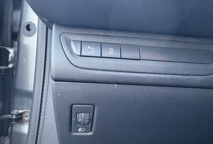 Peugeot 208 Urban Soul 1.2 VTi 82cv