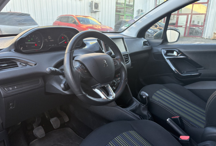 Peugeot 208 Urban Soul 1.2 VTi 82cv