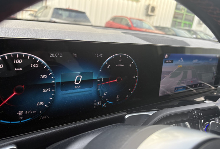 Mercedes GLB AMG Line 200d 8G-TRONIC 150 cv * Caméra 360 * Hayon Electrique * Sièges chauffants elec Mercedes GLB AMG Line 200d 8G-TRONIC 150 cv * Caméra 360 * Hayon Electrique * Sièges chauffants elec