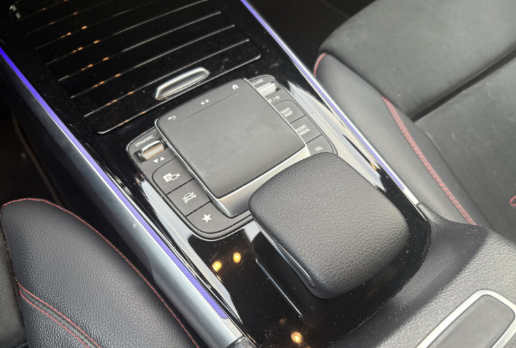 Mercedes GLB AMG Line 200d 8G-TRONIC 150 cv * Caméra 360 * Hayon Electrique * Sièges chauffants elec Mercedes GLB AMG Line 200d 8G-TRONIC 150 cv * Caméra 360 * Hayon Electrique * Sièges chauffants elec