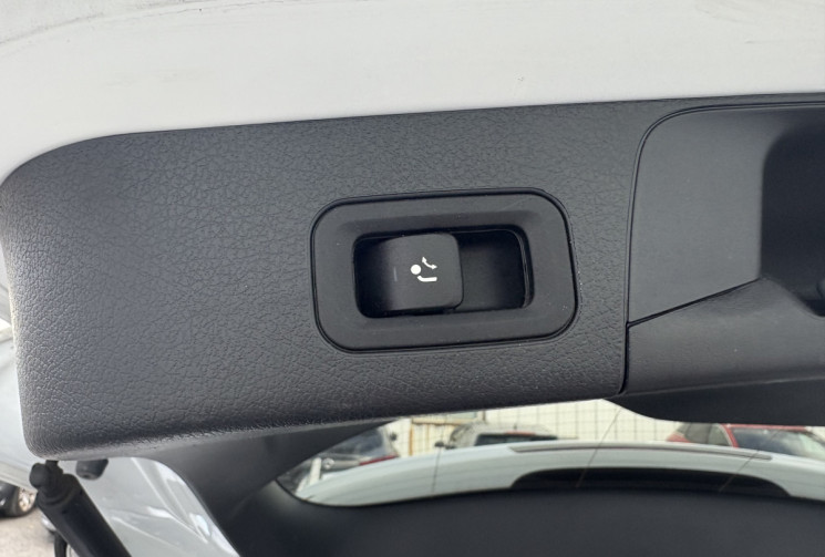 Mercedes GLB AMG Line 200d 8G-TRONIC 150 cv * Caméra 360 * Hayon Electrique * Sièges chauffants elec Mercedes GLB AMG Line 200d 8G-TRONIC 150 cv * Caméra 360 * Hayon Electrique * Sièges chauffants elec