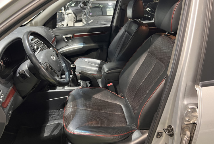 Hyundai SANTA FE 4WD CRDI 150 CH / PREMIERE MAIN Hyundai SANTA FE 4WD CRDI 150 CH / PREMIERE MAIN