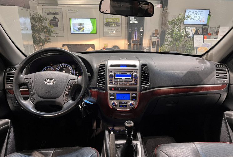 Hyundai SANTA FE 4WD CRDI 150 CH / PREMIERE MAIN Hyundai SANTA FE 4WD CRDI 150 CH / PREMIERE MAIN