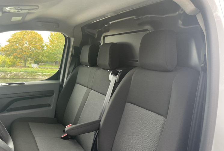 FIAT Scudo e-SCUDO III L1H1 136 50 Kwh / 1ERE MAIN / FAIBLE KILOMETRAGE / TVA RECUPERABLE