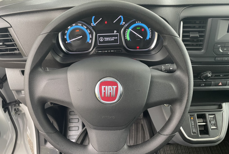 FIAT SCUDO e-SCUDO III L1H1 136 / 1ERE MAIN / FAIBLE KILOMETRAGE / TVA RECUPERABLE FIAT SCUDO e-SCUDO III L1H1 136 / 1ERE MAIN / FAIBLE KILOMETRAGE / TVA RECUPERABLE