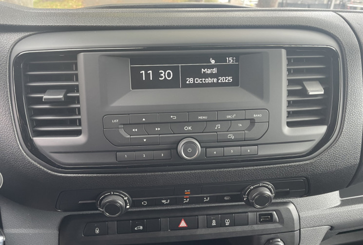 FIAT SCUDO e-SCUDO III L1H1 136 / 1ERE MAIN / FAIBLE KILOMETRAGE / TVA RECUPERABLE FIAT SCUDO e-SCUDO III L1H1 136 / 1ERE MAIN / FAIBLE KILOMETRAGE / TVA RECUPERABLE