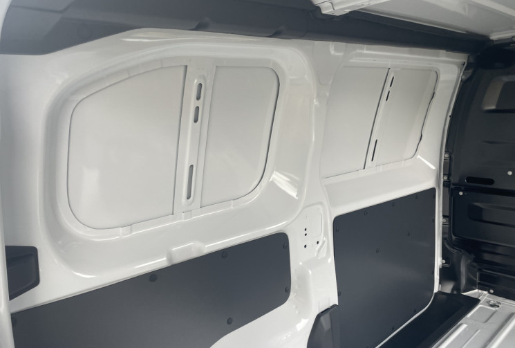 FIAT Scudo e-SCUDO III L1H1 136 50 Kwh / 1ERE MAIN / FAIBLE KILOMETRAGE / TVA RECUPERABLE