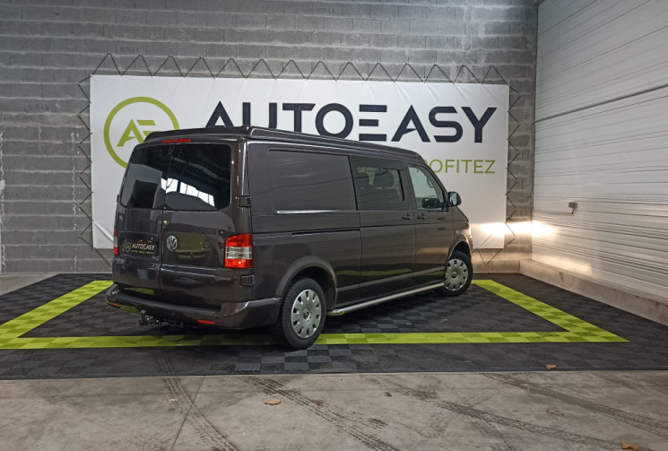 Volkswagen Transporter T5 aménagé 2.0 TDI 140 ch, cabine approfondie, équipé de deux lits doubles