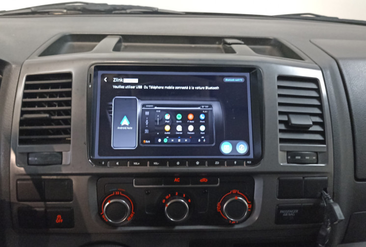 Volkswagen Transporter aménagé 2.0 TDI 140 ch, cabine approfondie, équipé de deux lits doubles