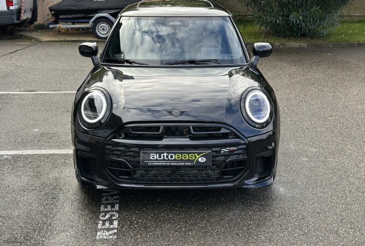 Mini Cooper  C 156 ch JCW DKG7 2025 / Etat neuf / Prix catalogue 35 970 €