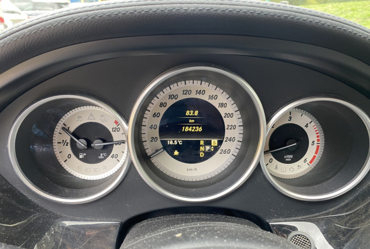 Mercedes CLASSE CLS Coupé 350 CDi 3.0 CDI V6 24V 7G-Tronic BlueEFFICIENCY 265CH Mercedes CLASSE CLS Coupé 350 CDi 3.0 CDI V6 24V 7G-Tronic BlueEFFICIENCY 265CH