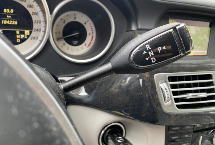 Mercedes CLASSE CLS Coupé 350 CDi 3.0 CDI V6 24V 7G-Tronic BlueEFFICIENCY 265CH Mercedes CLASSE CLS Coupé 350 CDi 3.0 CDI V6 24V 7G-Tronic BlueEFFICIENCY 265CH